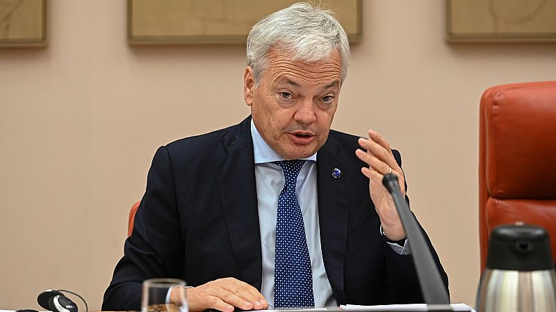 El comisario europeo urge "inmediatamente" a la renovación del CGPJ | Ver