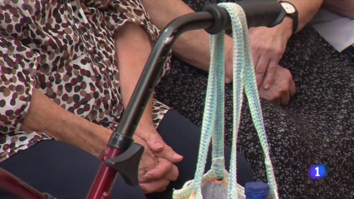 L'Informatiu - Augmenta el matractament a la gent gran