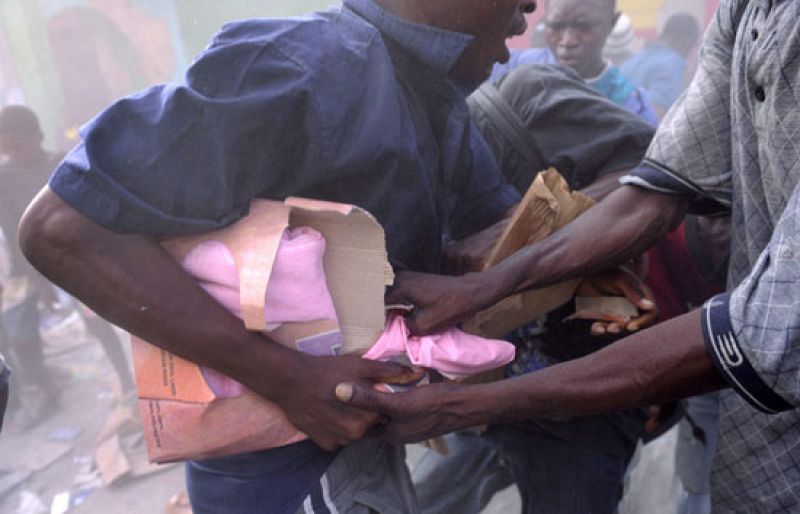 Los saqueos y el pillaje se extienden en Haití