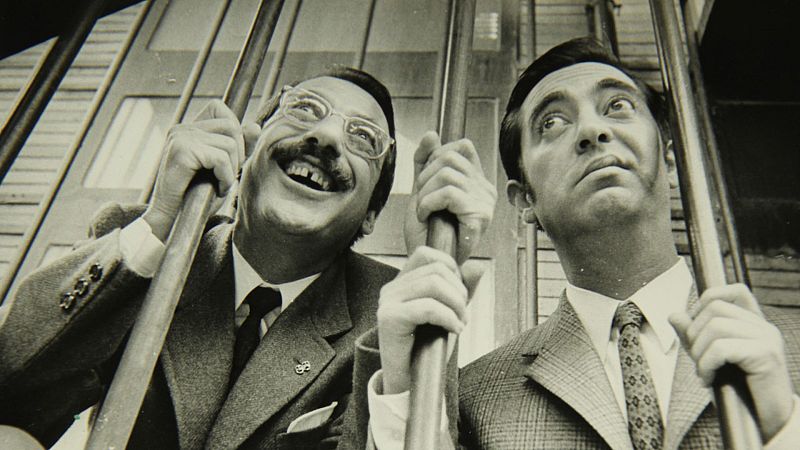 Imprescindibles - Tip y Coll. Regardez la gilipolluá