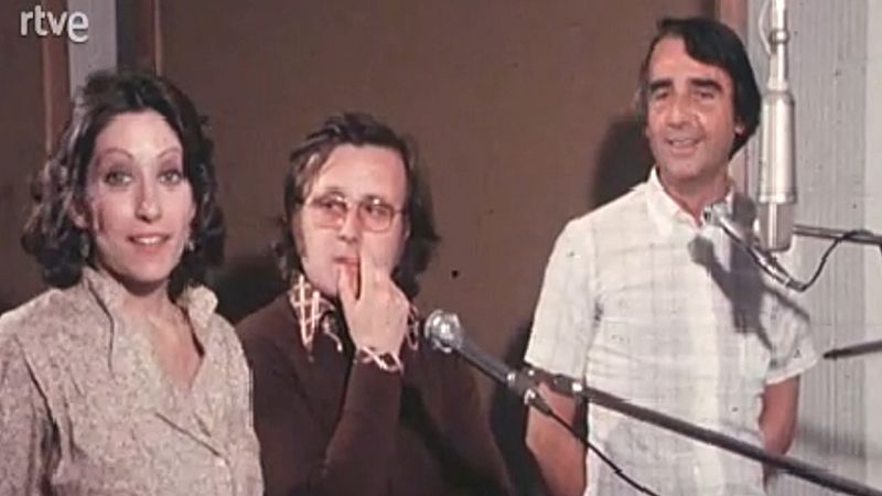 Arxiu TVE Catalunya - Els locutors de Ràdio 4 enregistren la pròxima novel·la catalana