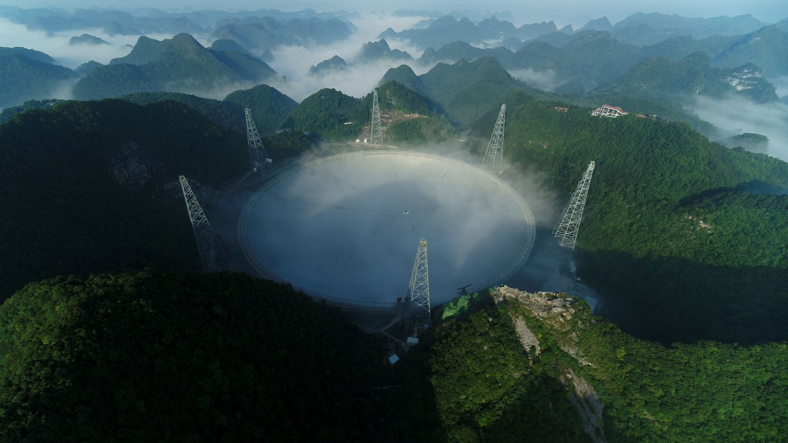 Somos documentales - FAST, el oído del universo - ver ahora