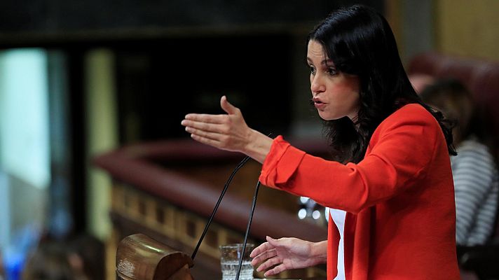 Informativo 24h - Cs acusa a Sánchez de "comprar votos" con la subida de las pensiones y Sánchez le pide que apoye sus medidas