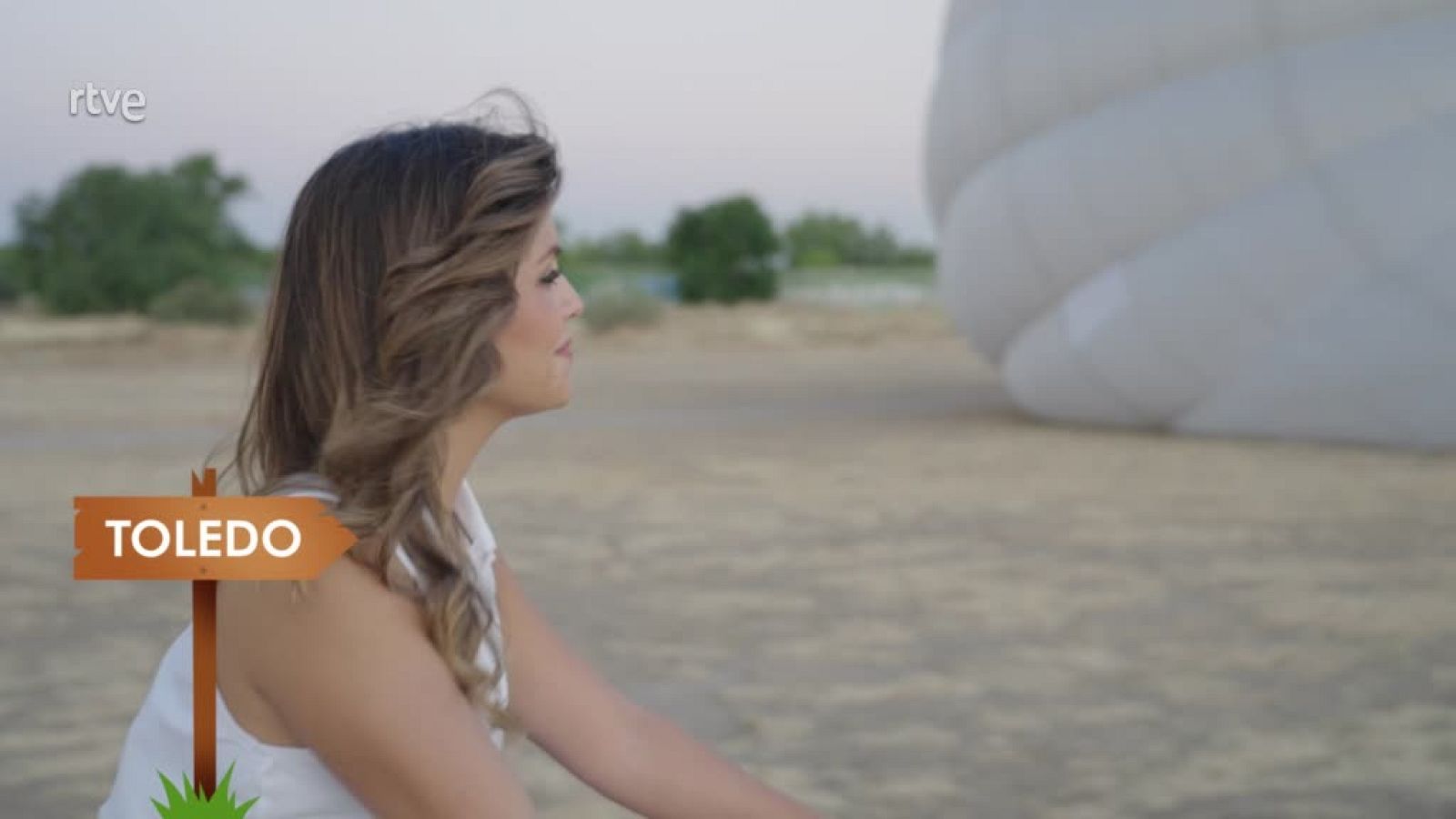 Un viaje en globo muy especial junto a Anacleta - Ver ahora