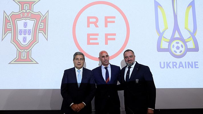 Telediario 1 - Ucrania se une a España y Portugal en la candidatura para el Mundial 2030