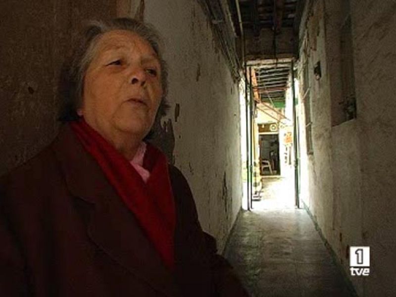 Reportaje sobre el mobbing o acoso inmobiliario que algunos propietarios efectúan sobre sus inquilinos.