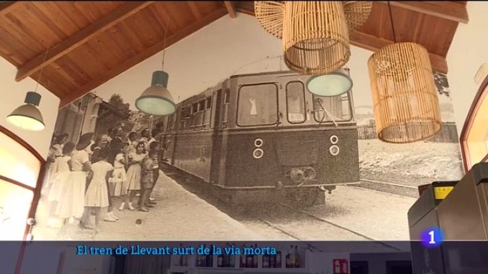 Informatiu Balear - El tren de Llevant surt de la via morta