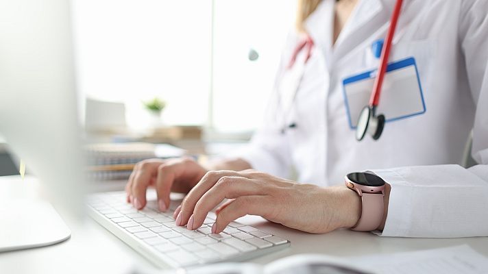 Telediario 2 - Así afectará la nueva ley del aborto a los sanitarios objetores de conciencia