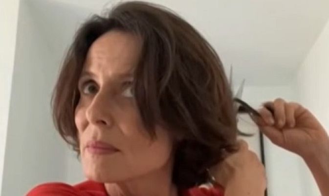 Telediario 1 - Decenas de actrices españolas se suman a la ola de solidaridad con las mujeres iraníes