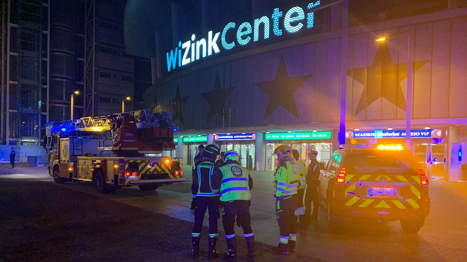Unas 3.500 personas han sido atendidas tras un leve incendio en un altavoz y una pantalla durante el Madrid 'Oktoberfest' celebrado este sábado en el Wizink Center.