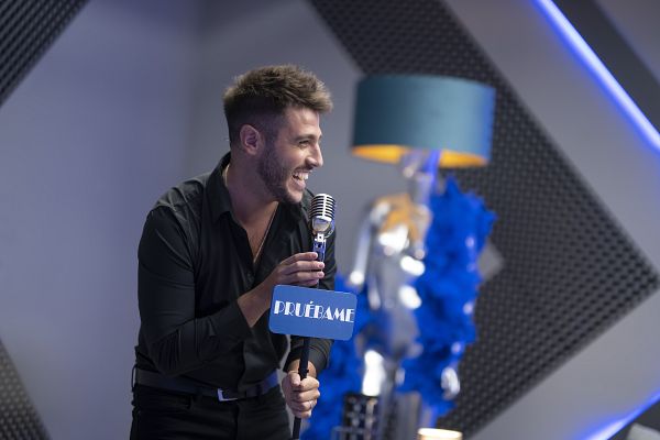 Dúos increíbles - Antonio José se presenta como "El niño" a los más veteranos