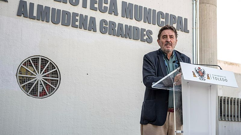 Luis García Montero, sobre 'Todo va a mejorar', la novela póstuma de Almudena Grandes: ¿Me dijo que su apuesta, como siempre, era por la esperanza¿