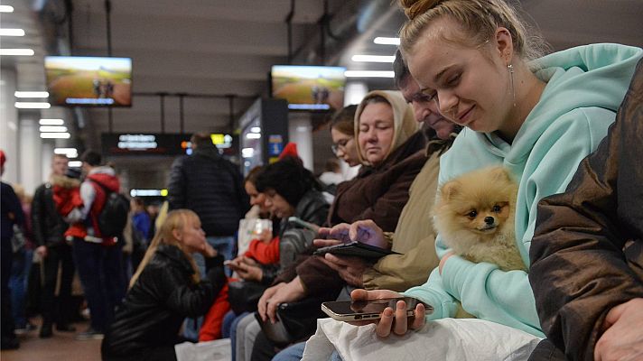 Telediario 1 - El miedo vuelve a las calles de Kiev