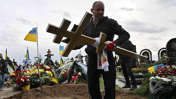 Telediario 1 - El dolor en Bucha seis meses después de la masacre