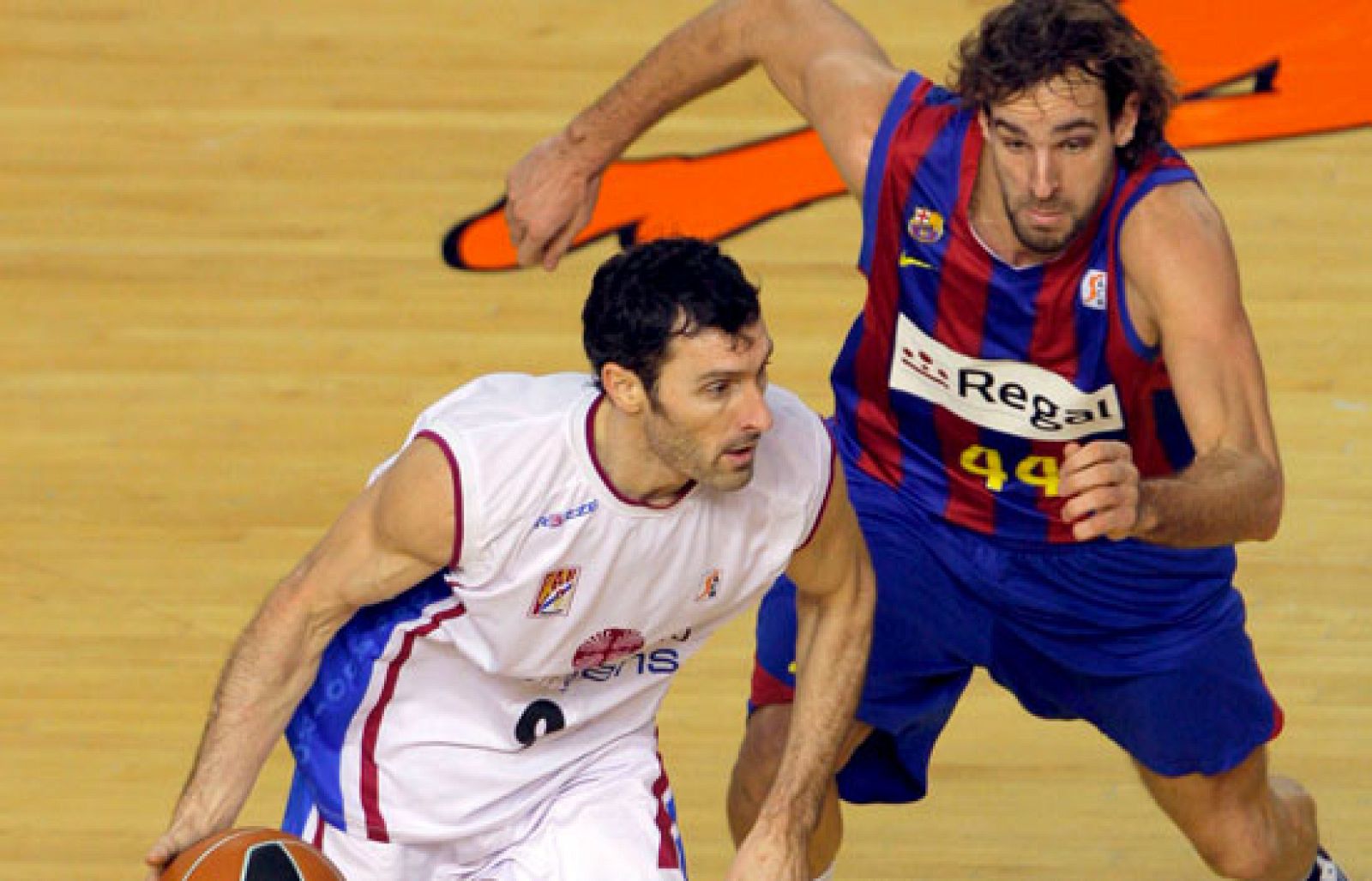 Regal Barcelona 103-82 Xacobeo Blu:Sens - Baloncesto en RTVE | Ver