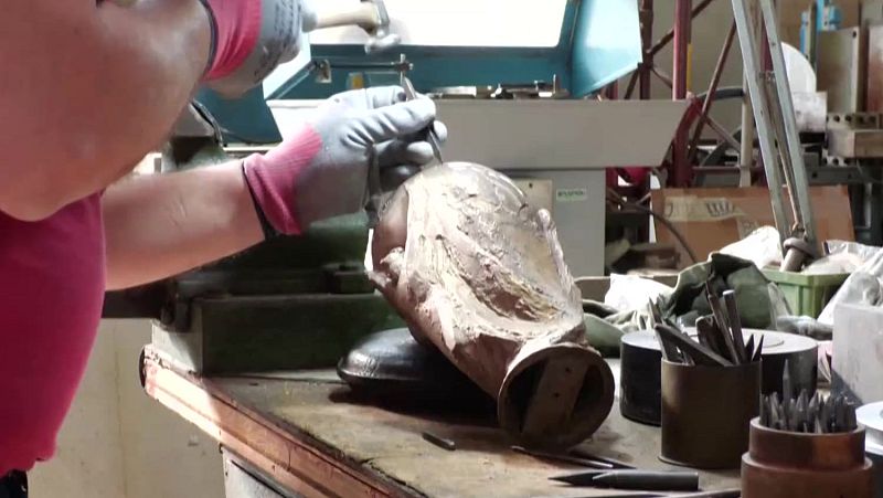 Un taller italiano deja lista la Copa del Mundo para Catar 2022 -- Ver ahora