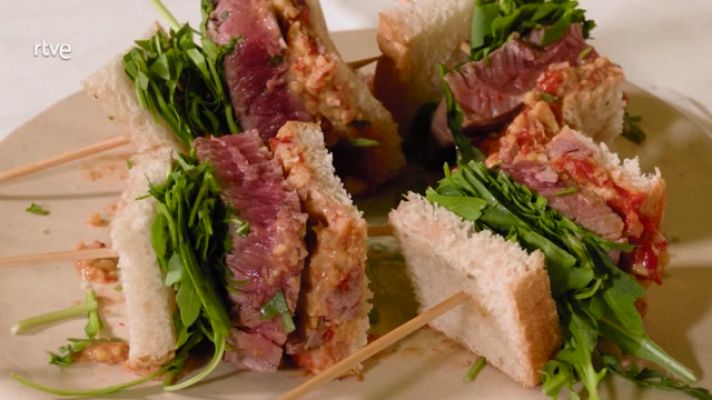 Aquí la Tierra - 2 recetas con pimientos asados