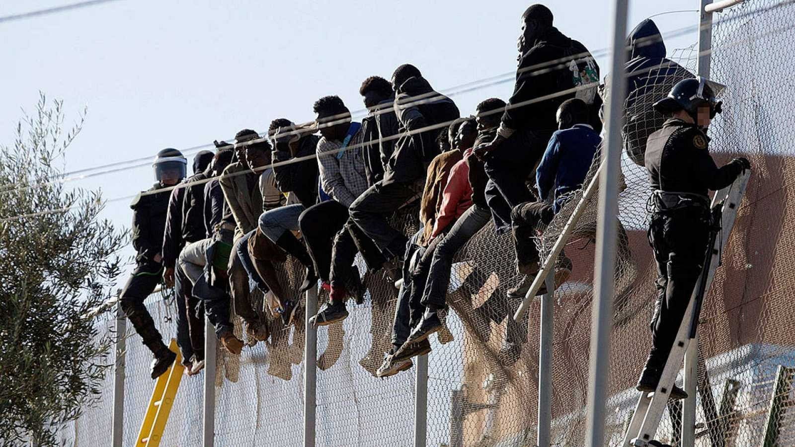 Benito Zambrano prepara 'El salto', su nueva película sobre el drama de la inmigración | Ver