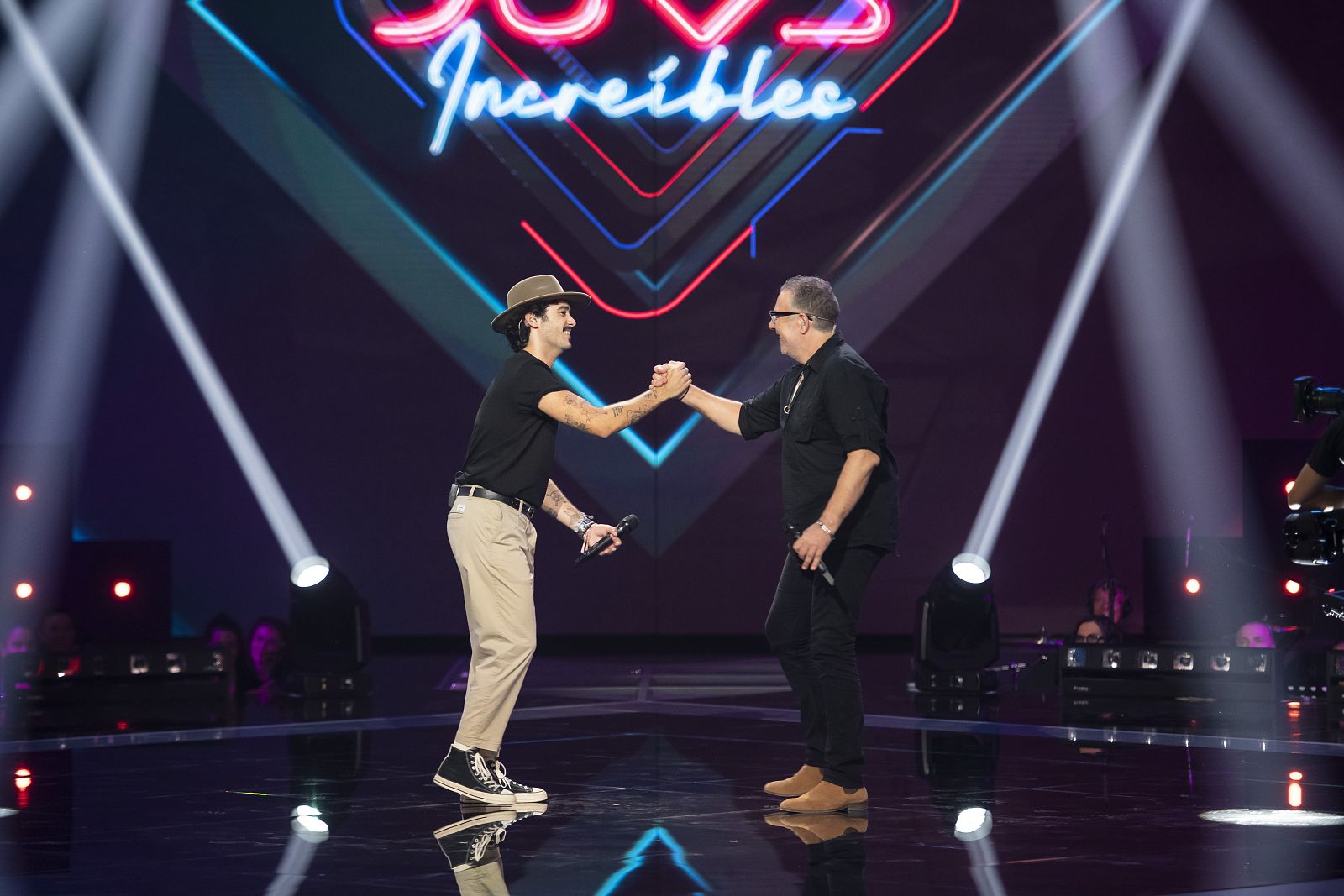 Dúos Increíbles: Paul Alone y Carlos Goñi forman dúo provisional - Dúos increíbles | Ver