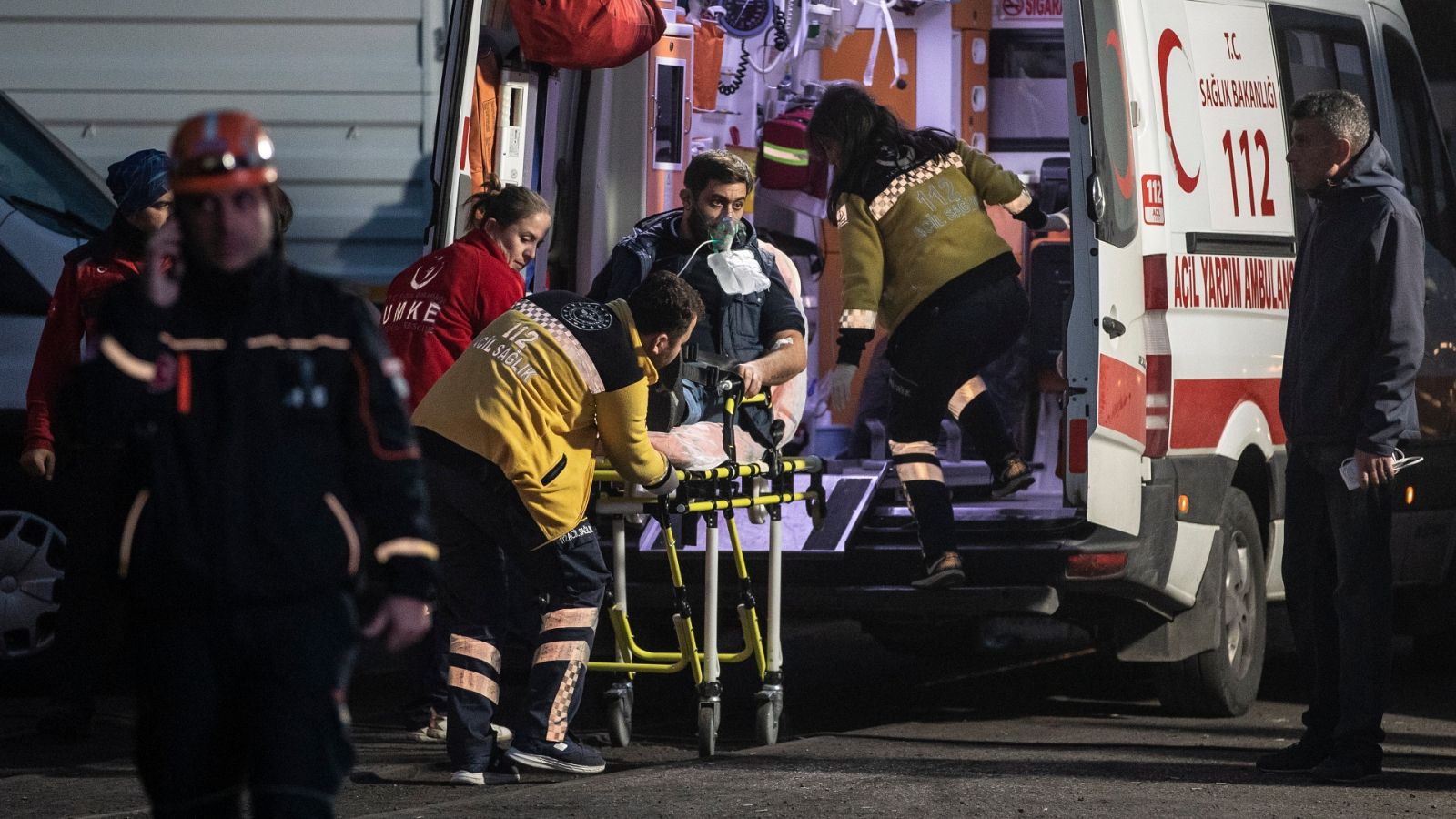 Turquía investiga una explosión en una mina que deja decenas de muertos