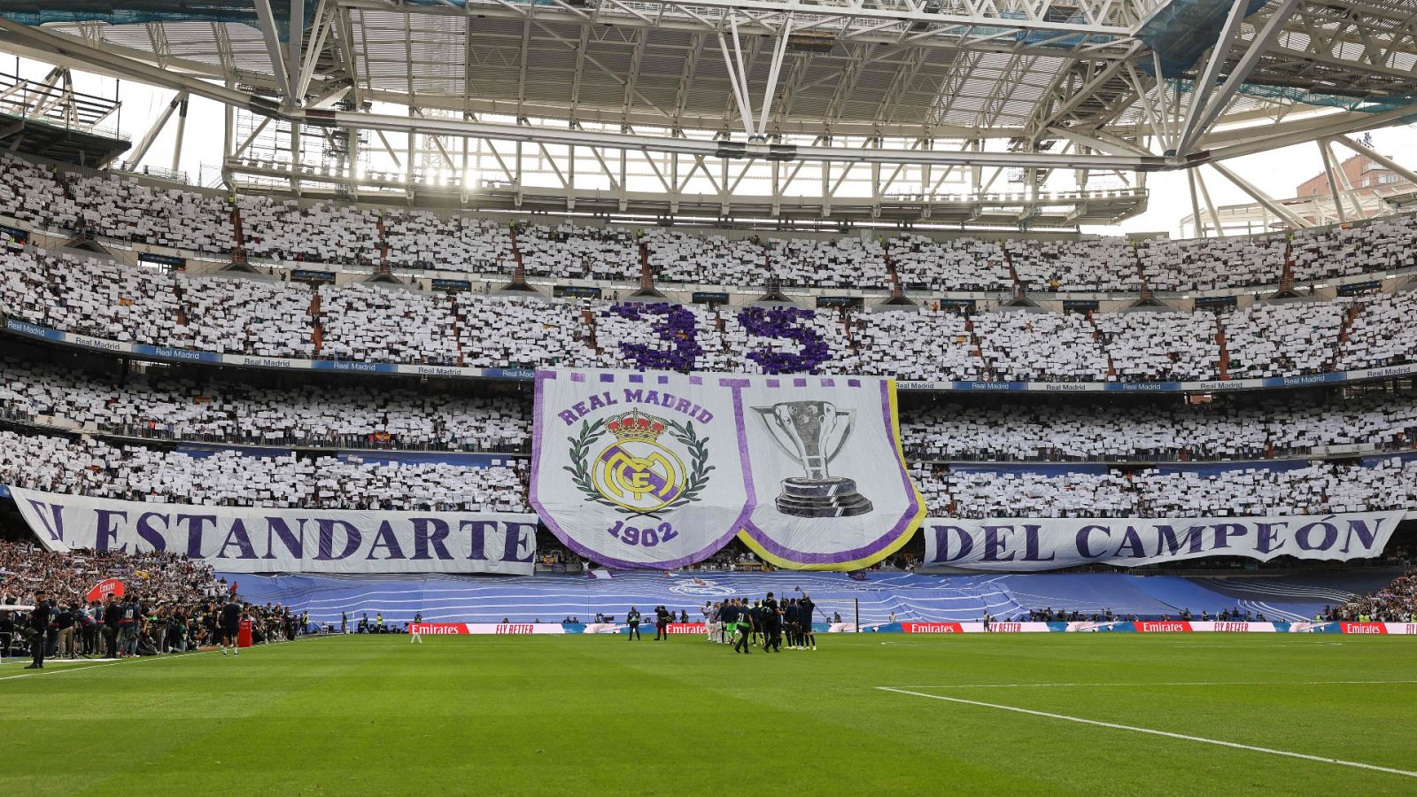 La afición del Madrid se rinde ante Valverde - ver ahora