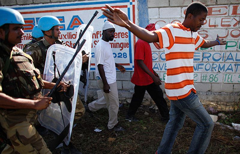 Enfrentamientos en el aeropuerto de Puerto Príncipe