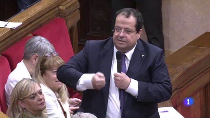 L'Informatiu - Interior nega ingerències polítiques al cos dels Mossos