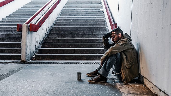 Telediario 1 - El estigma de ser pobre: las colas del hambre