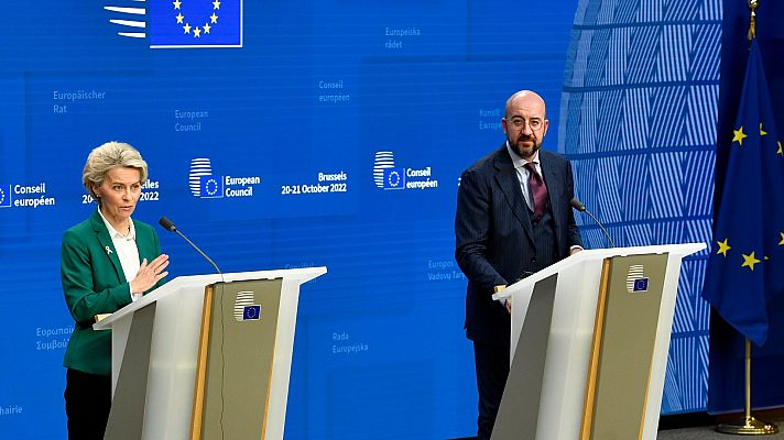 Telediario 1 - Los Veintisiete llegan a un acuerdo de mínimos para topar el precio del gas