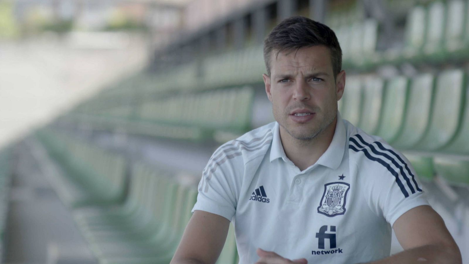 Azpilicueta: "La energía de los jóvenes es muy importante en la selección" -- Ver ahora
