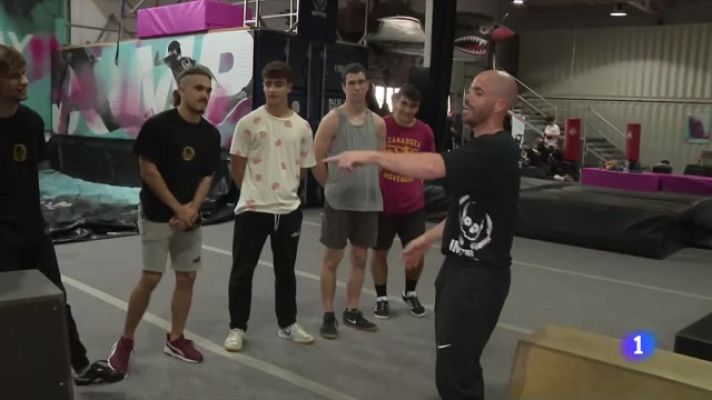 L'Informatiu - El parkour s'obre pas a Catalunya