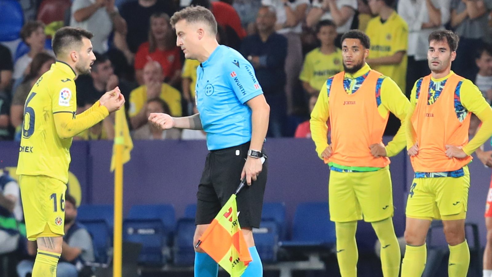 Baena podría ver perdonada su amarilla por dedicar el gol a Llaneza | Ver