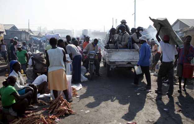 Telediario 1 - Telediario en 4' - 19/01/10