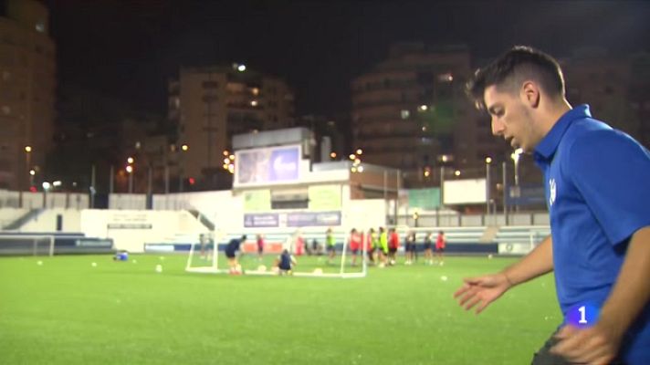 L'Informatiu - El Club Esportiu Europa denuncia la situació de transfòbia cap a un jugador