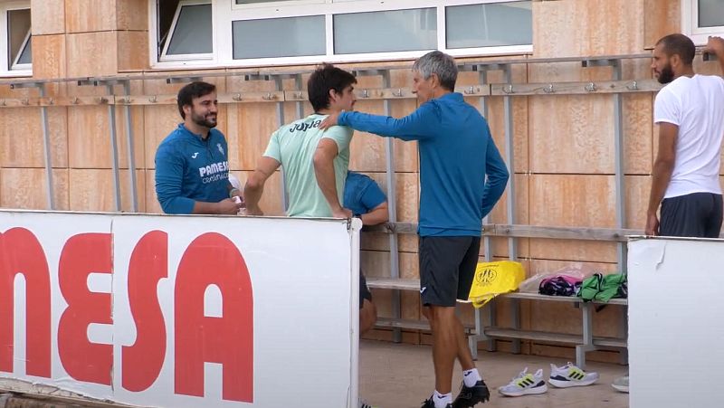Quique Setién, a Gerard Moreno: "Por fin juntos" en el Villarreal -- Ver ahora