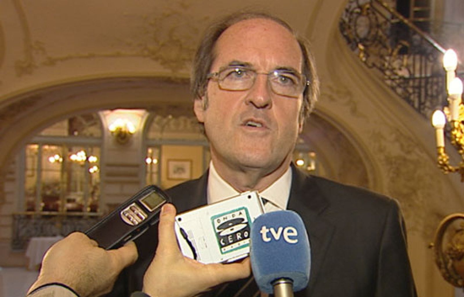 El ministro de Educación ha dicho que algunas de las propuestas que ha hecho el PP son de programa electoral | Ver