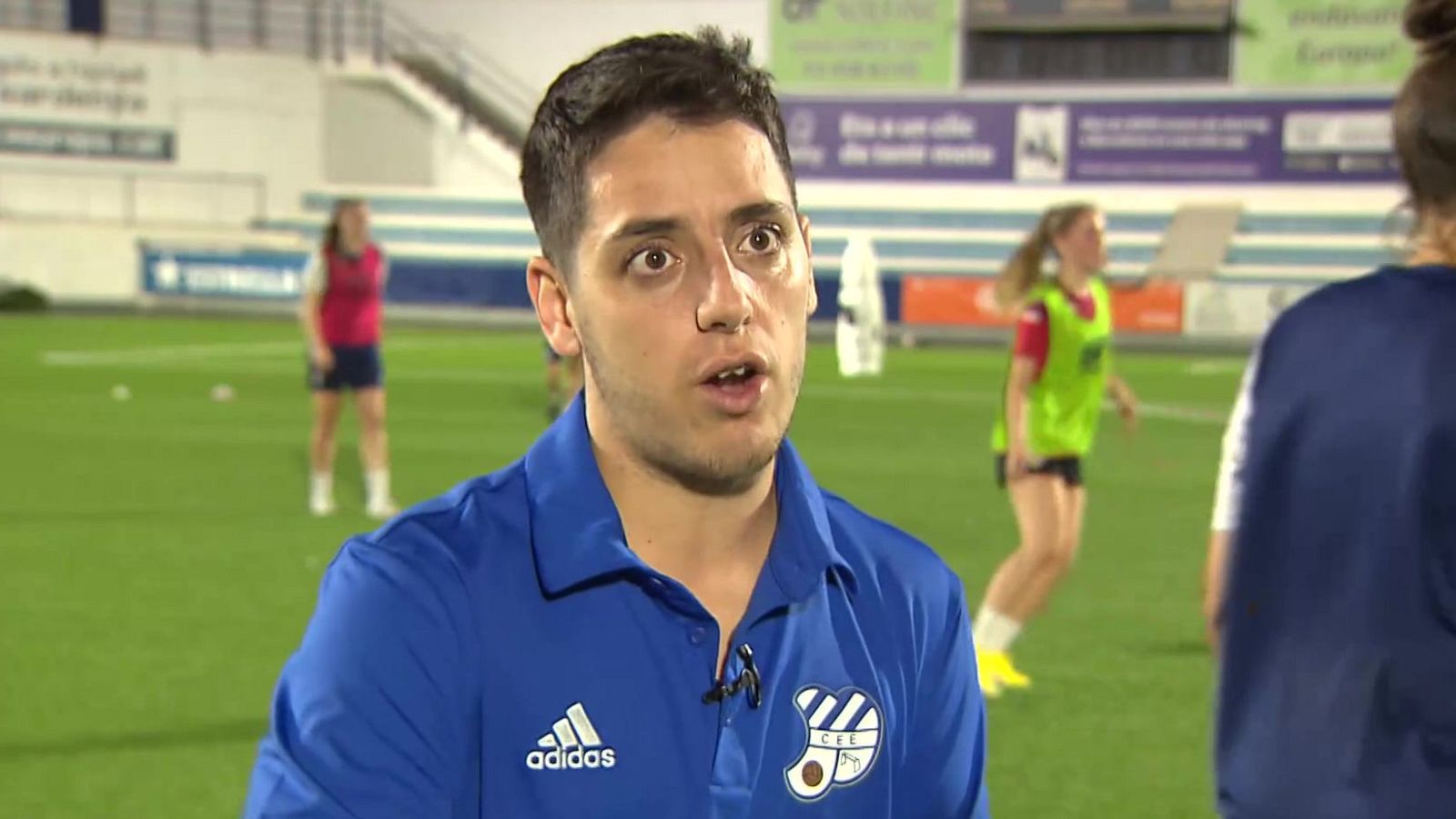 Ser futbolista y transgénero: Álex Alcaide -- Ver ahora