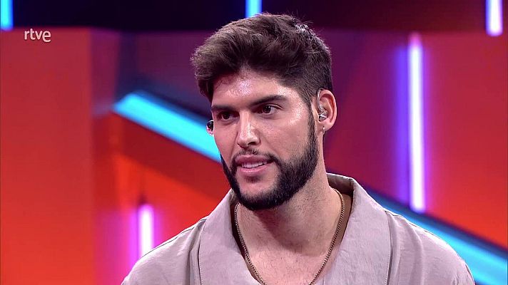 Benidorm Fest - Entrevista a José Otero en la gala 'Benidorm Fest: los elegidos'