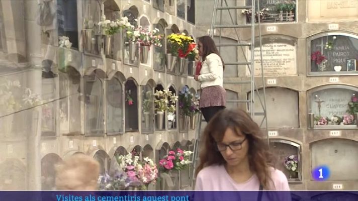 L'Informatiu - Força afluència als cementiris per Tots Sants