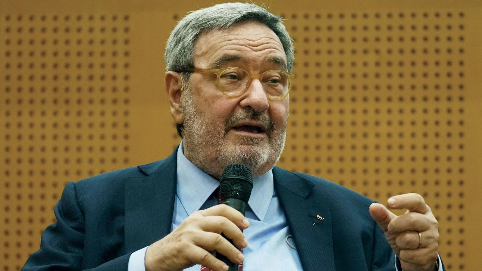 Narcís Serra desvela que autorizó dispositivos para permitir y ocultar aspectos de la vida del rey Juan Carlos I | Ver