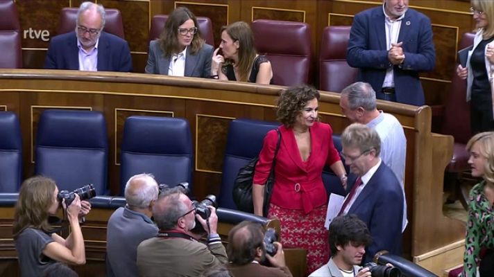 Parlamento - Los PGE superan los vetos