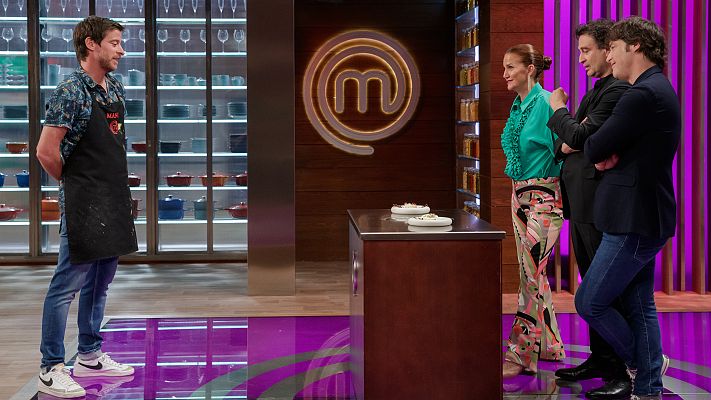 MasterChef Celebrity - Manu Baqueiro rompe a llorar en su valoración