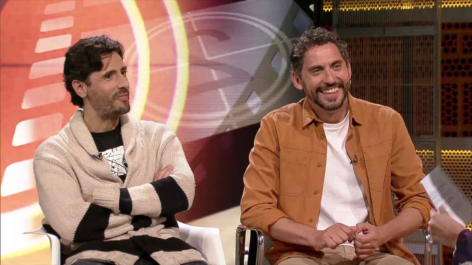 Culturas 2 - Miramos a los ojos de Paco León y Juan Diego Botto - ver ahora