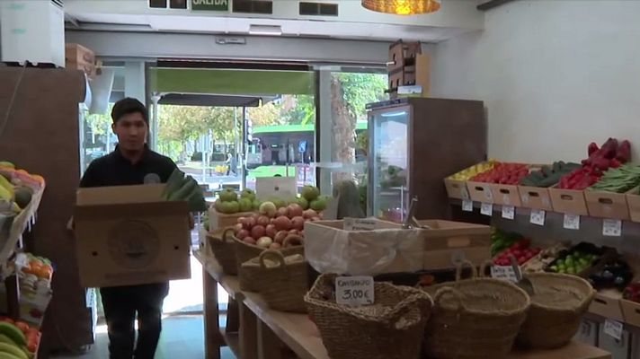 Telediario 2 - Del campo a la mesa: los agricultores que se unen para evitar intermediarios y bajar los precios