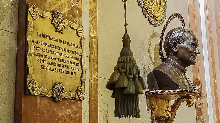 Telediario 1 - La Hermandad de la Macarena exhuma los restos del general franquista Queipo de Llano en Sevilla