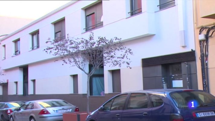 L'Informatiu - Acord entre Barcelona i la SAREB per no desnonar famílies vulnerables