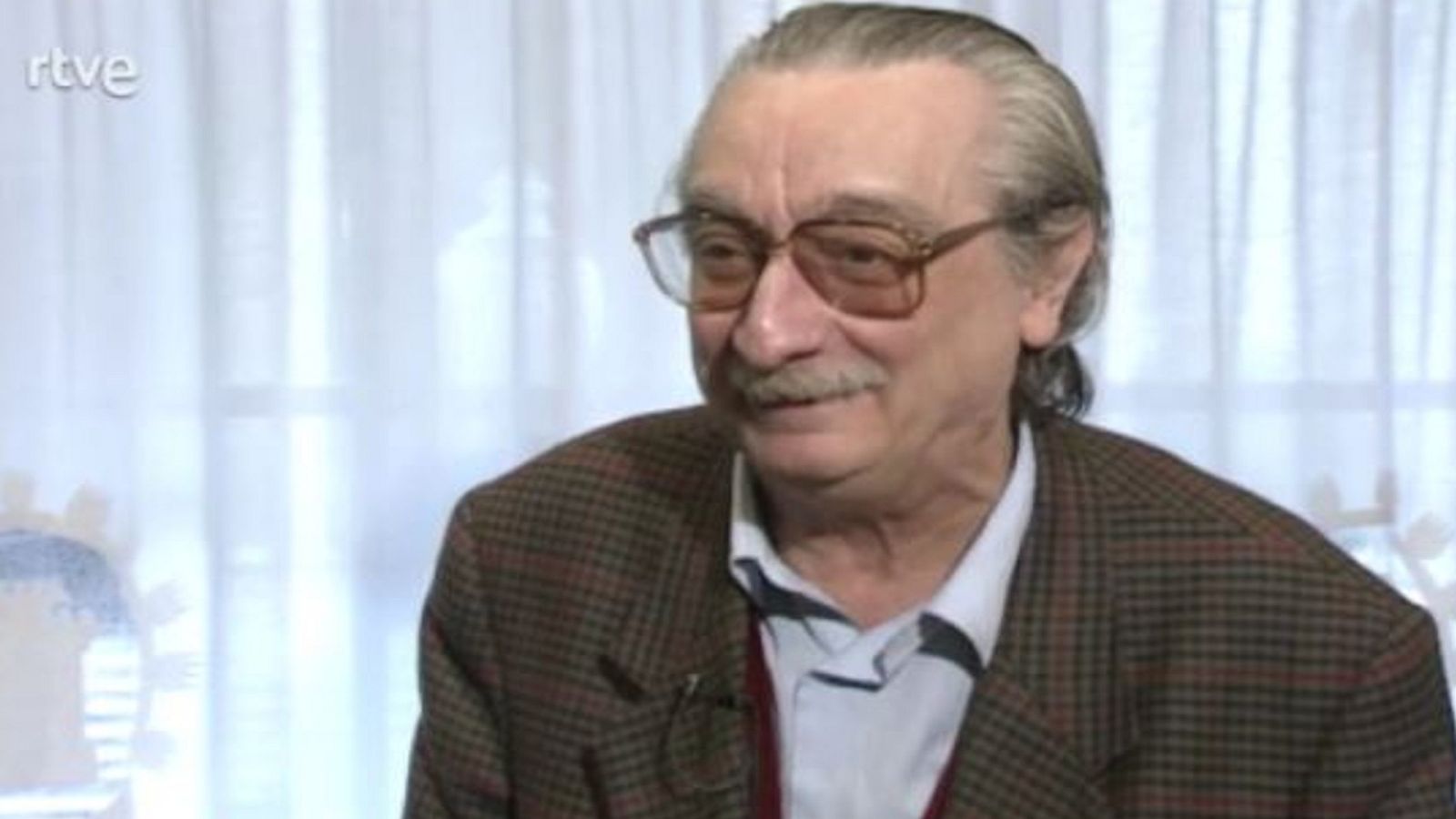 Arxiu TVE Catalunya - Surt publicat el sisè volum de les Obres completes de Joan Fuster