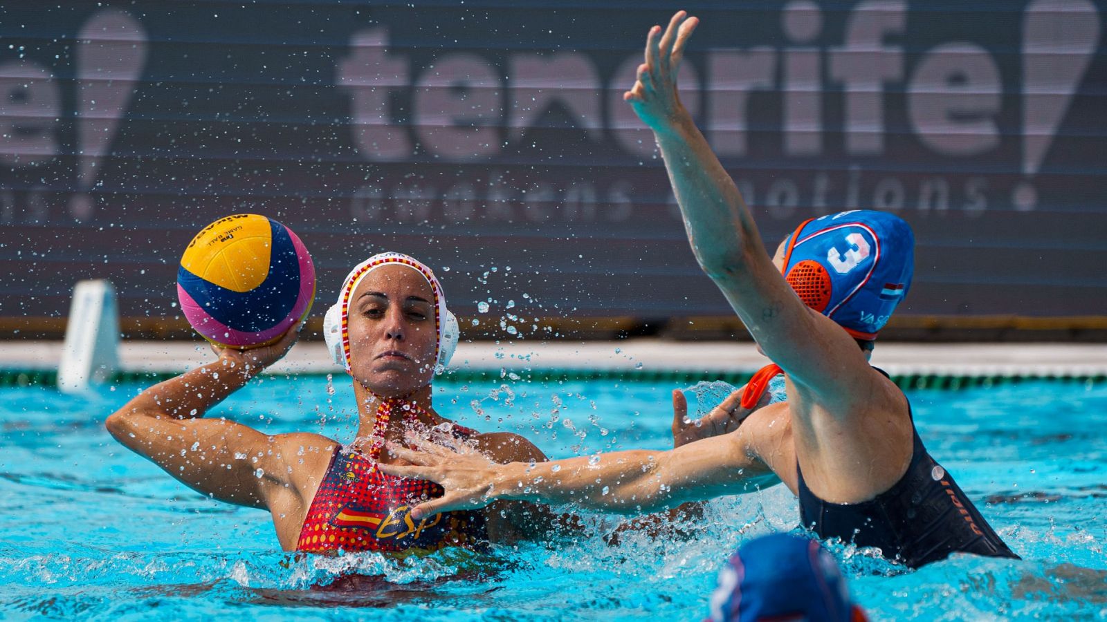 Waterpolo - Liga mundial femenina. Semifinal: España - Países Bajos - ver ahora