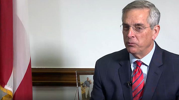 Telediario Fin de Semana - Brad Raffensperger, testigo clave en la investigación del asalto al Capitolio de EE.UU.