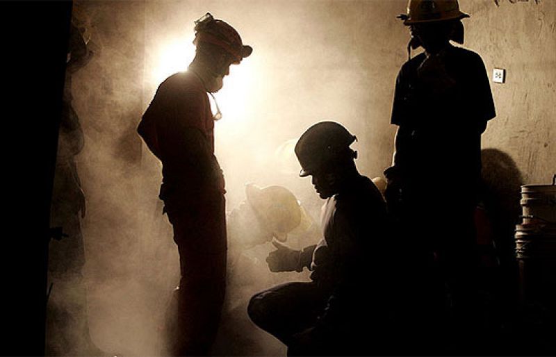 Concienciados con Haití: Estimación oficial, 75.000 muertos